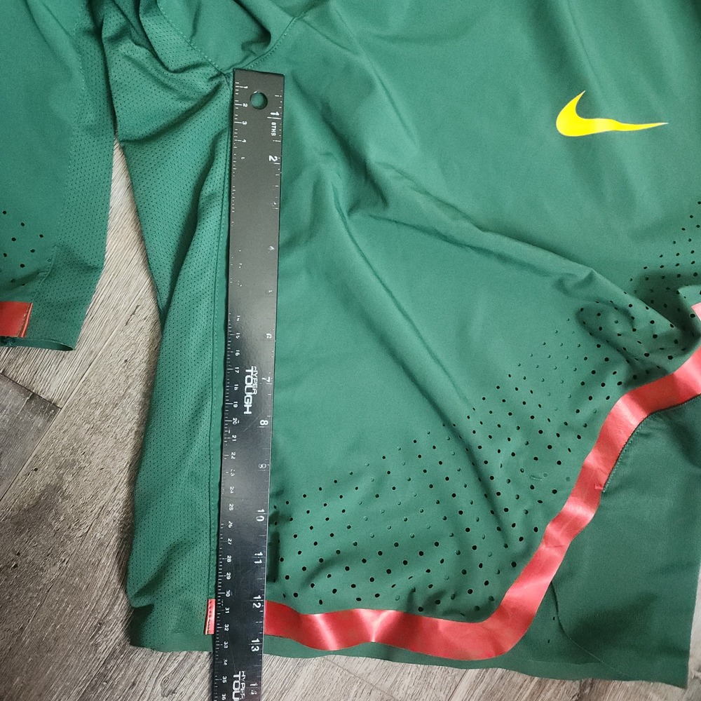 Nike Basketball Shorts Mens 42 Green Yellow Red Perforated Performance 597135 - Picture 4 of 7